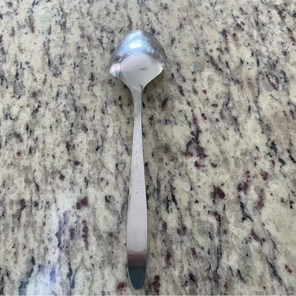 Ekco Carolyn spoon 1 piece flatware replacement vintage Japan silverware floral - Picture 3 of 5